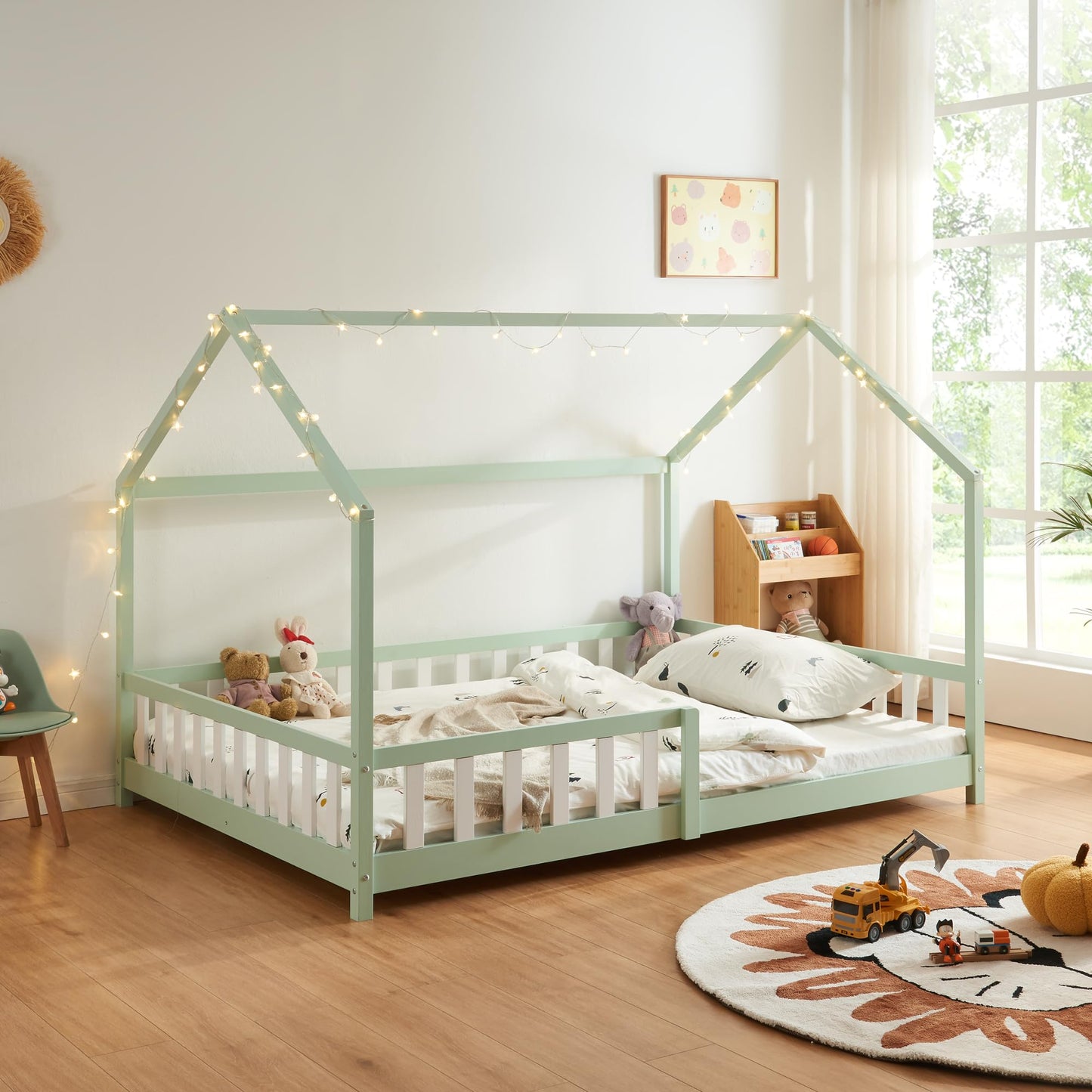 [en.casa] Cama para Niños Hesel Decrativa Cama Infantil Individual con Somier y Barandilla Estructura en Forma de Casa Estilo Montessori Madera de Pino 120 x 200 cm - Verde Menta